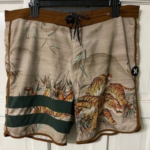 Hurley Tiger Board Surf Swim Shorts Trunks Size 36